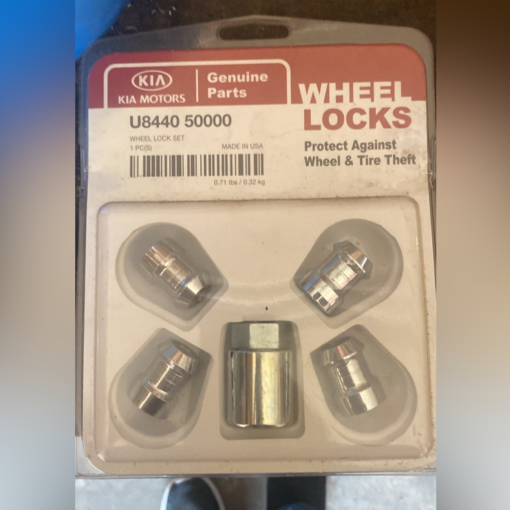 Kia Genuine Parts Wheel Locks